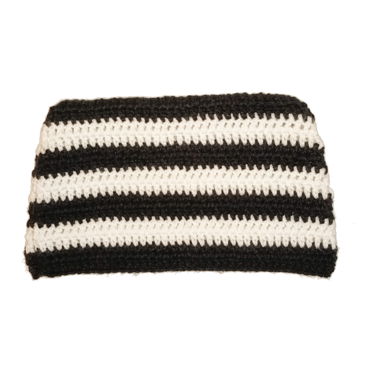 Striped Beanie - Black and White