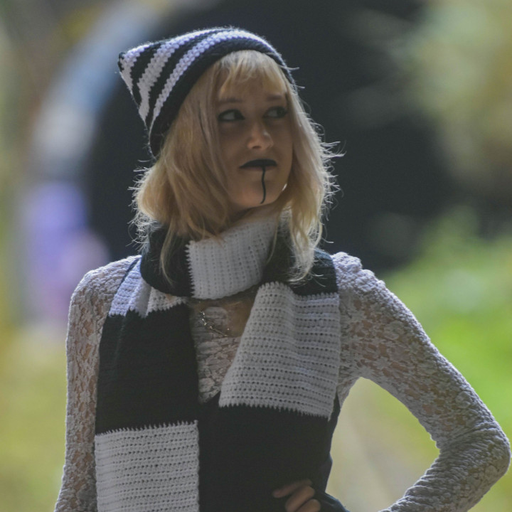 Striped Beanie - Black and White