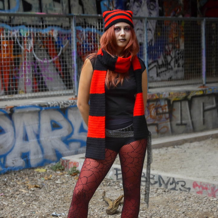 Striped Beanie - Black and Red