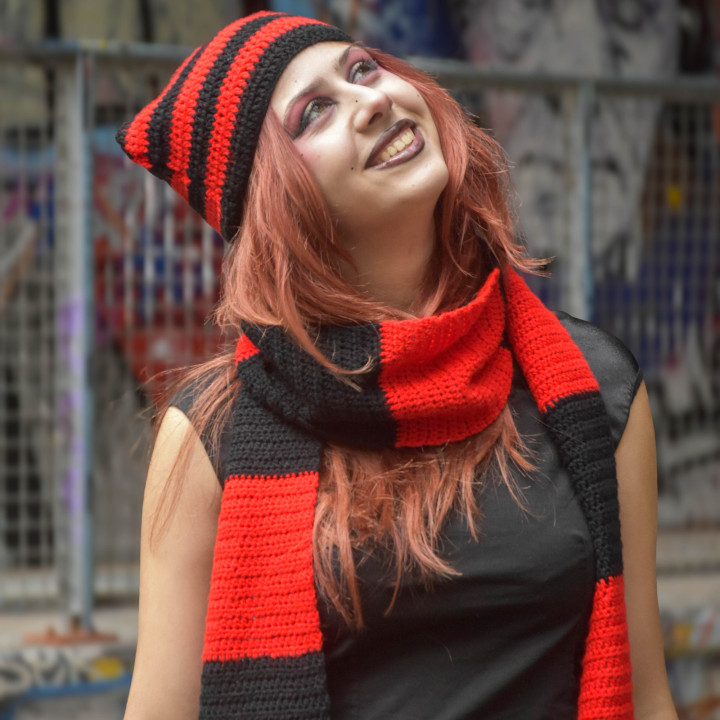 Striped Scarf - Black and Red