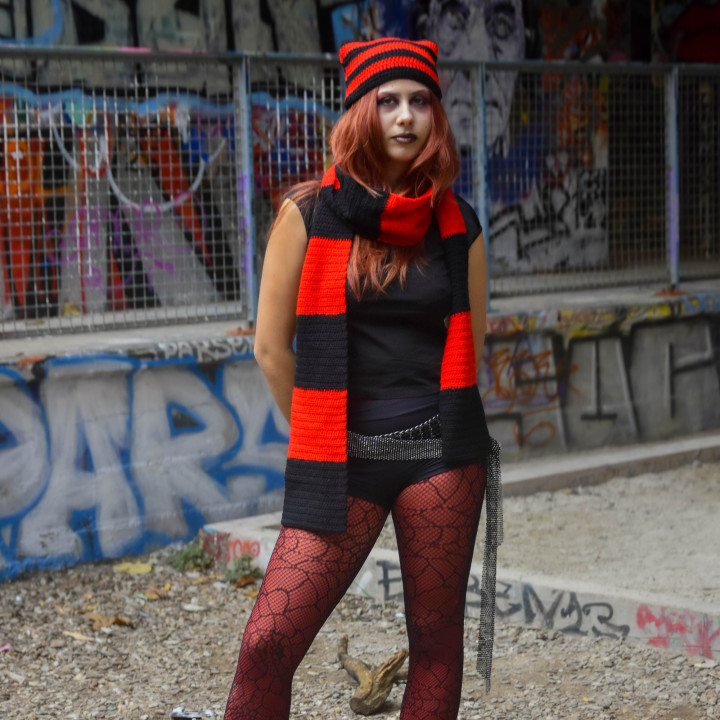 Striped Scarf - Black and Red